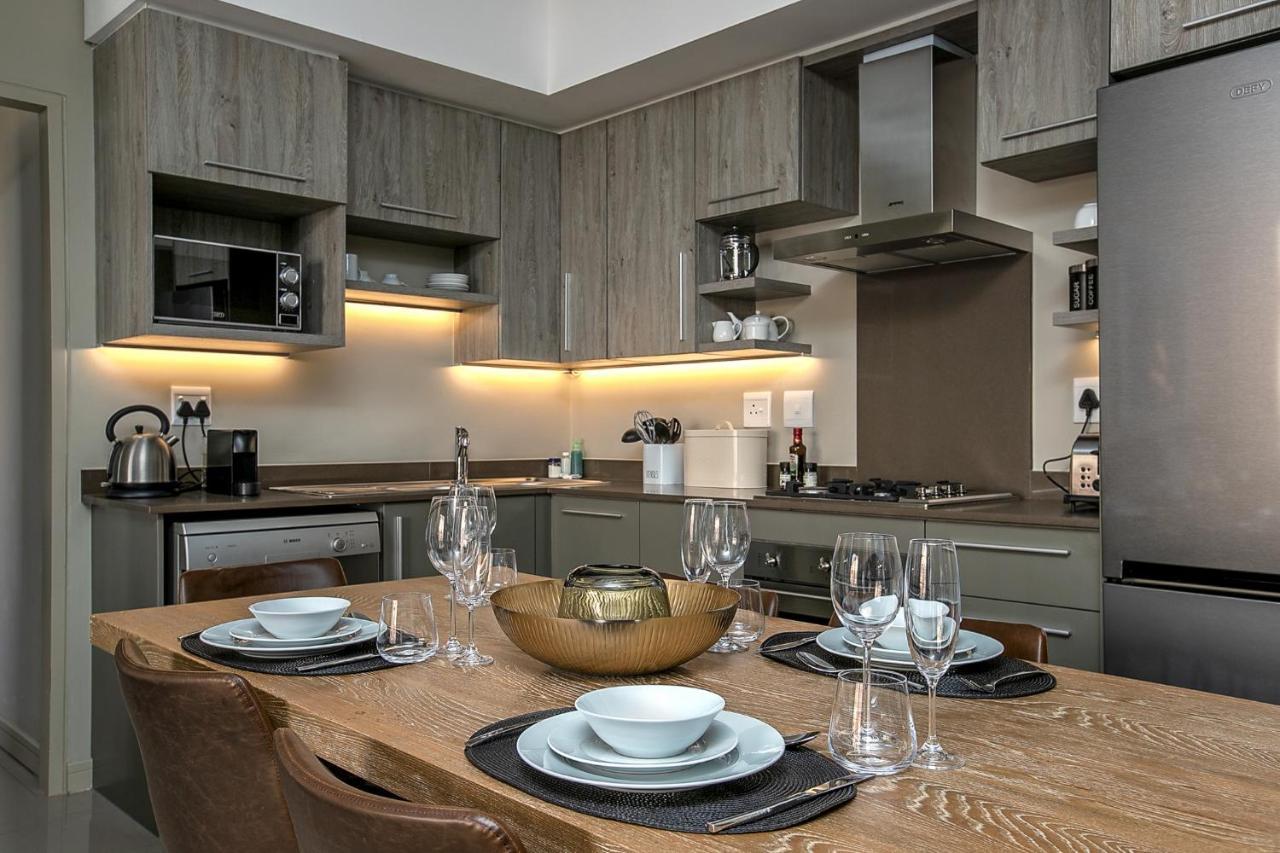 The Serviced Apartment Collection At The Tyrwhitt Rosebank Johannesburg Exterior photo