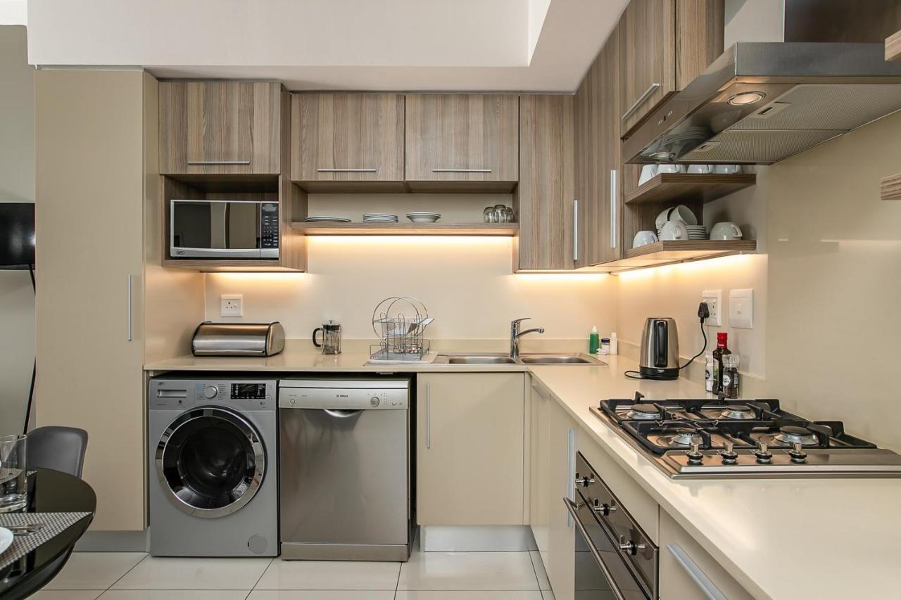 The Serviced Apartment Collection At The Tyrwhitt Rosebank Johannesburg Exterior photo
