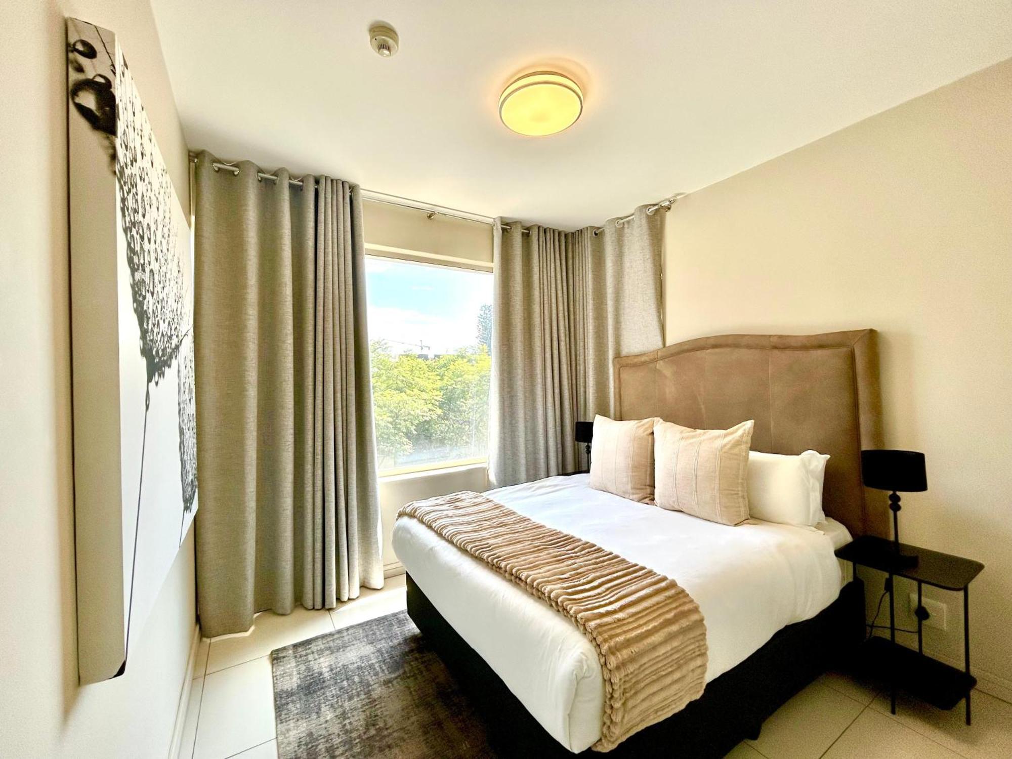 The Serviced Apartment Collection At The Tyrwhitt Rosebank Johannesburg Exterior photo